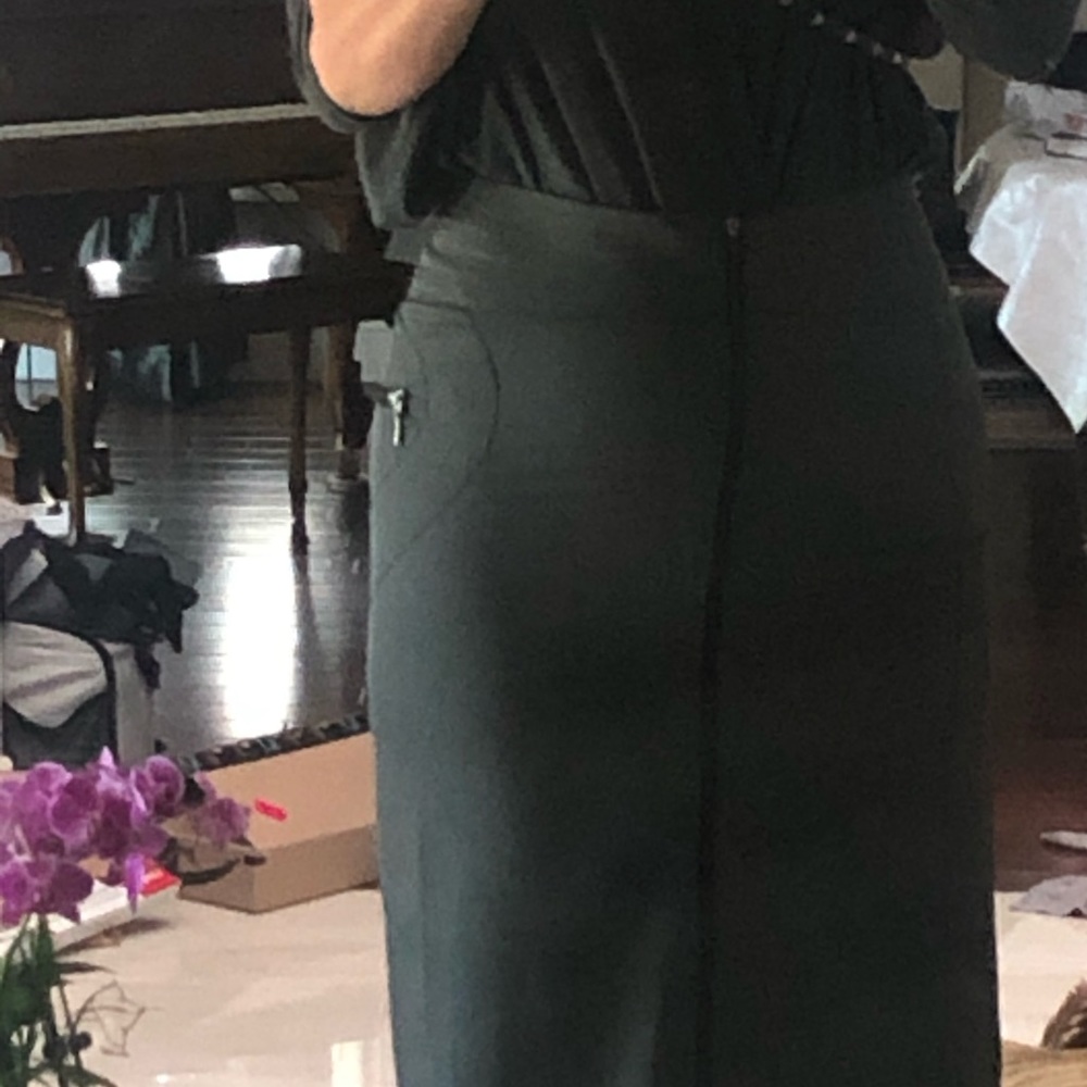 Skirt - Picture 4 of 4
